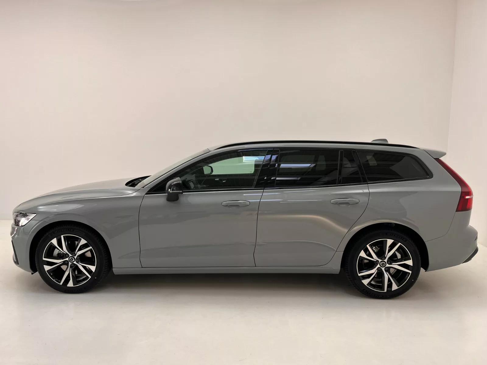 Volvo V60 B4 Core