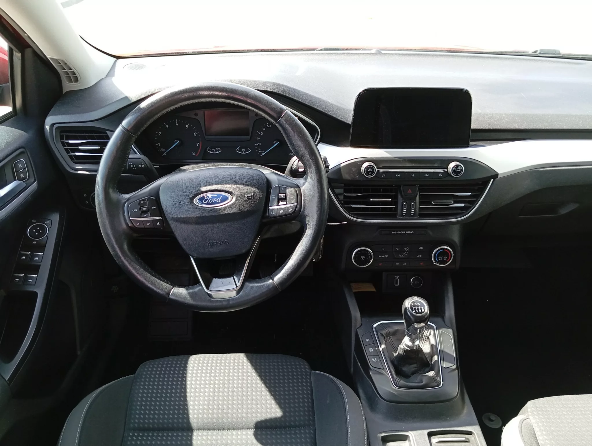 Ford Focus Trend Edition 1,0 EcoBoost 92 kW/125k, 1. majitelka, ČR