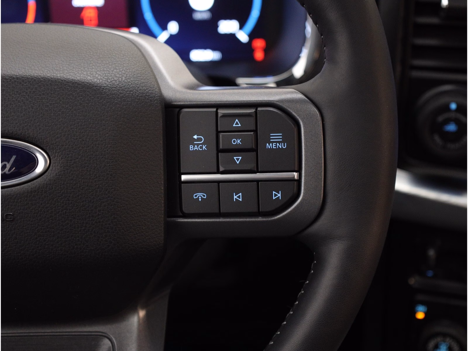 Ford F-150 LARIAT 5.0 V8 298kW, tov.záruka
