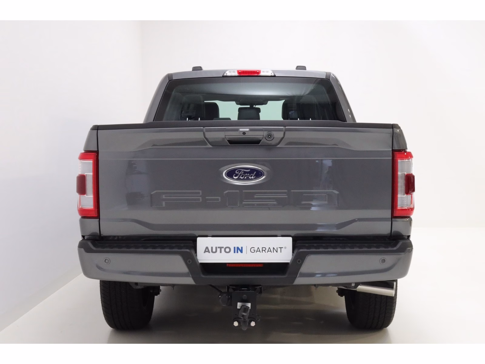 Ford F-150 Lariat, V8,298kW,4×4, panorama, tažné,
