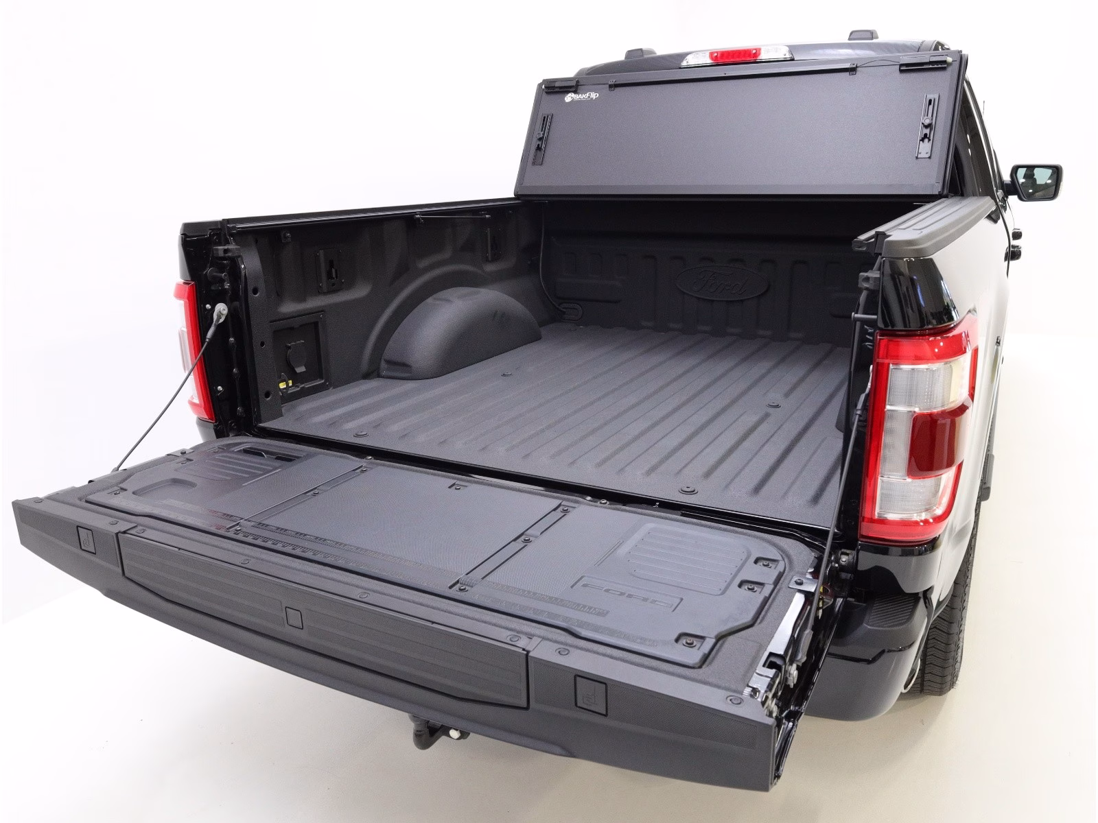 Ford F-150 LARIAT 5.0 V8 298kW, tov.záruka