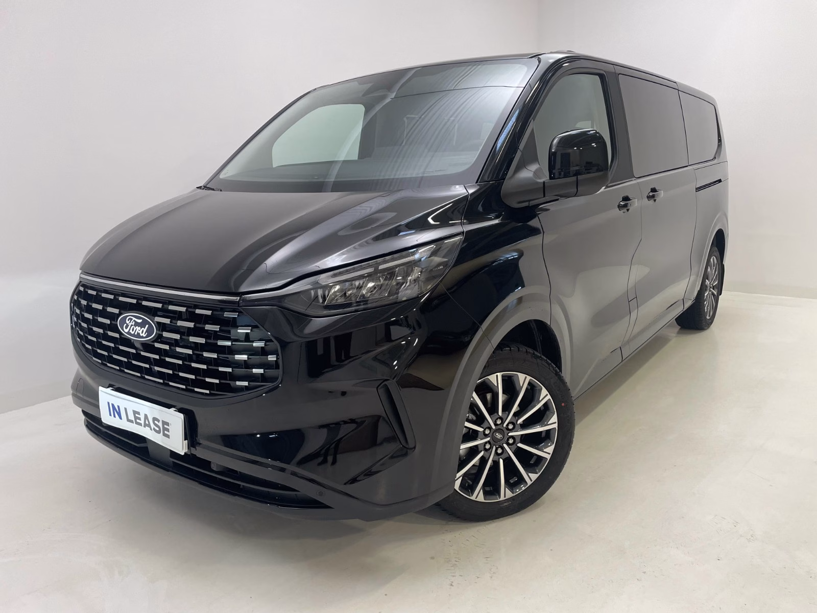 Ford Tourneo Custom 2,0 EcoBlue 8st AT AWD Titanium X