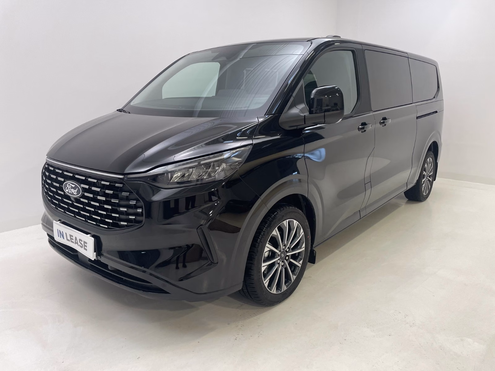Ford Tourneo Custom 2,0 EcoBlue 8st AT AWD Titanium X