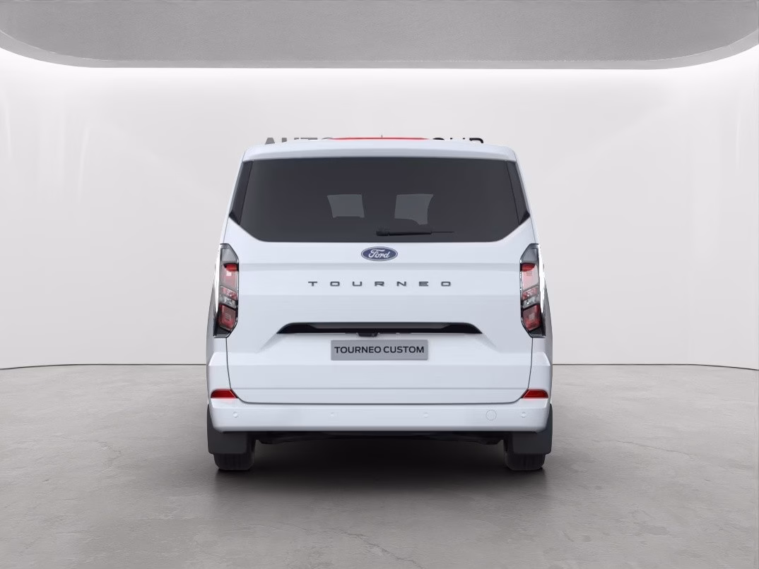 Ford Tourneo Custom 2,0 EcoBlue L2 TITANIUM