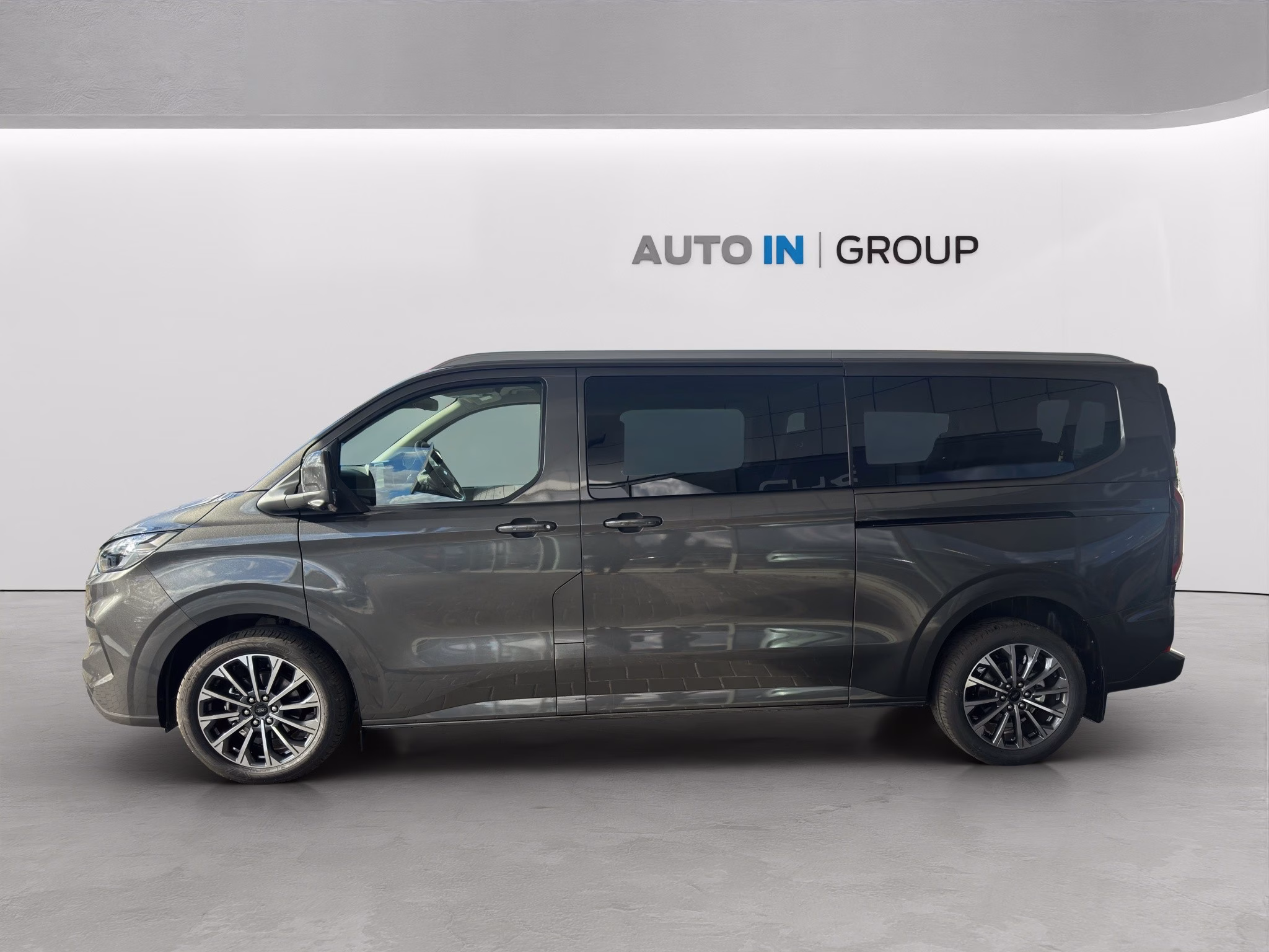 Ford Tourneo Custom 2,0 EcoBlue AWD L2 TITANIUM X