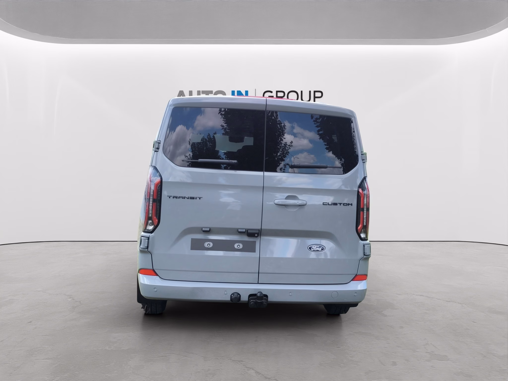 Ford Transit Custom kombi 2.0 TDI L2 Limited 100kW AT