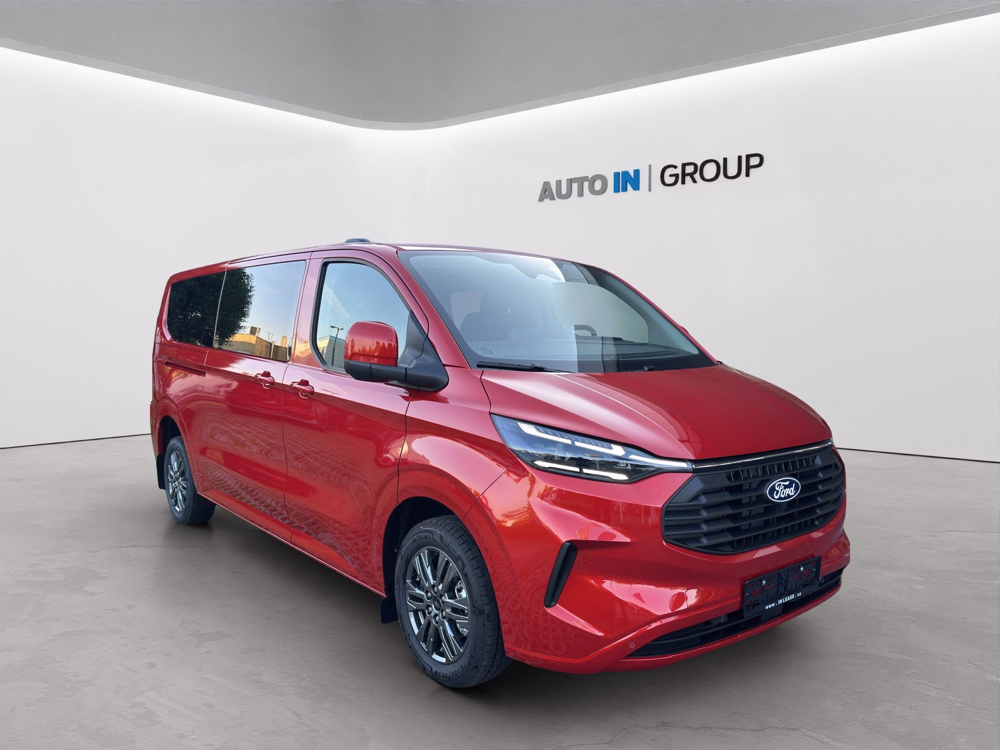 Ford Transit Custom kombi 2.0 TDI L2 Limited 100kW AT