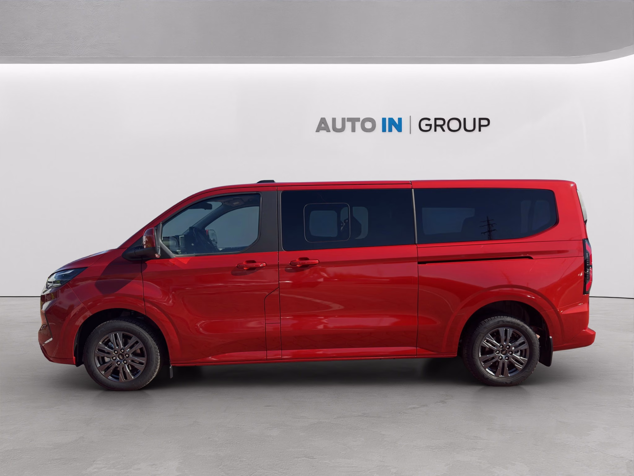 Ford Tourneo Custom 2,0 EcoBlue L2 TITANIUM