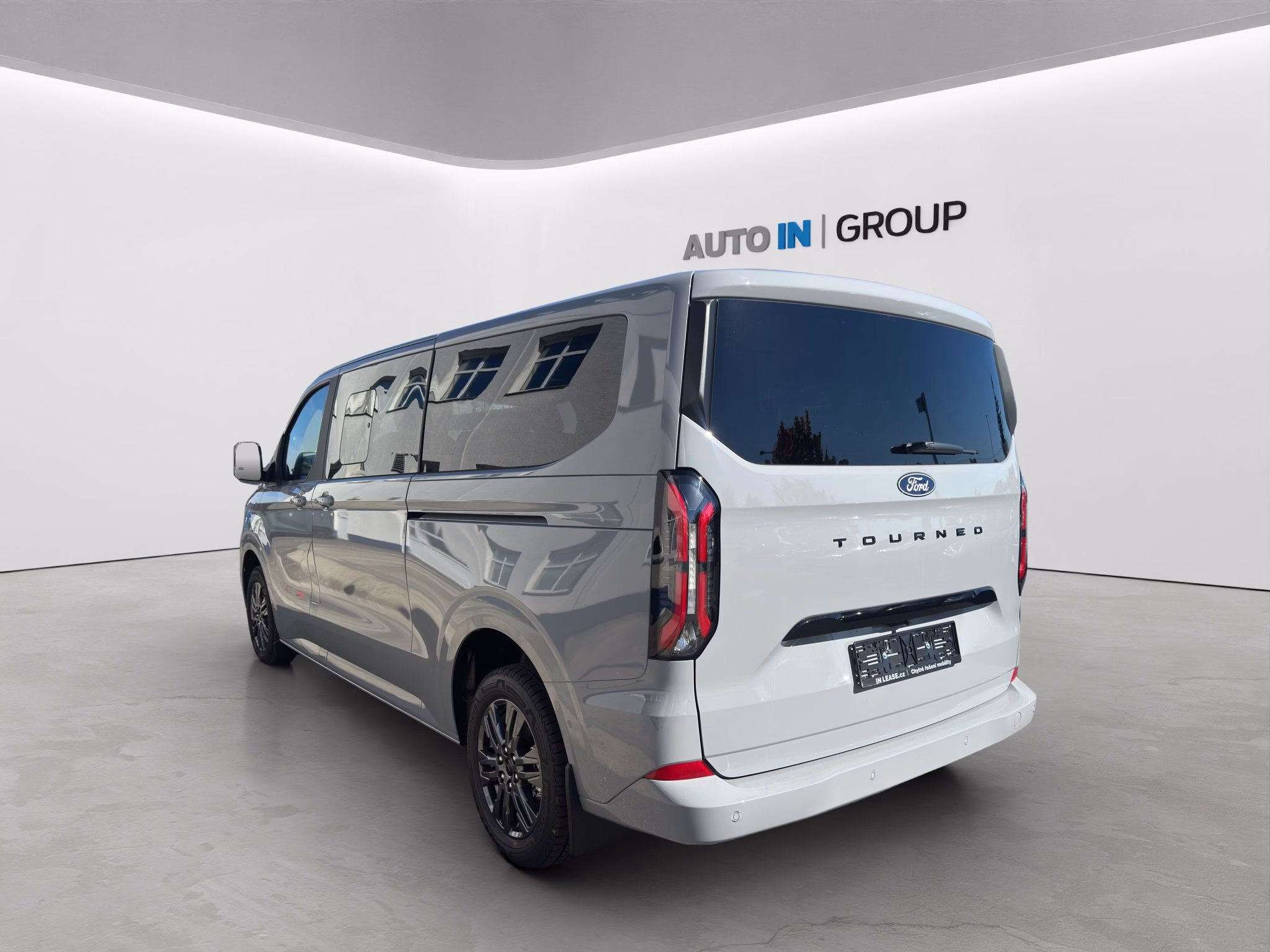 Ford Transit Custom kombi 2.0 EcoBlue TDI L2 Limited 100kW AT